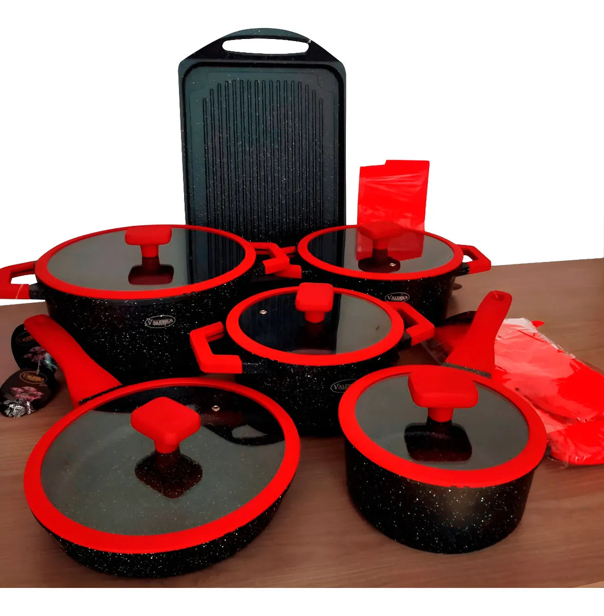 Juego De Ollas en Roca Volcánica Valeska 11 Piezas con Parrilla
